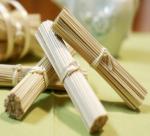 Use natural  chopsticks to the best health